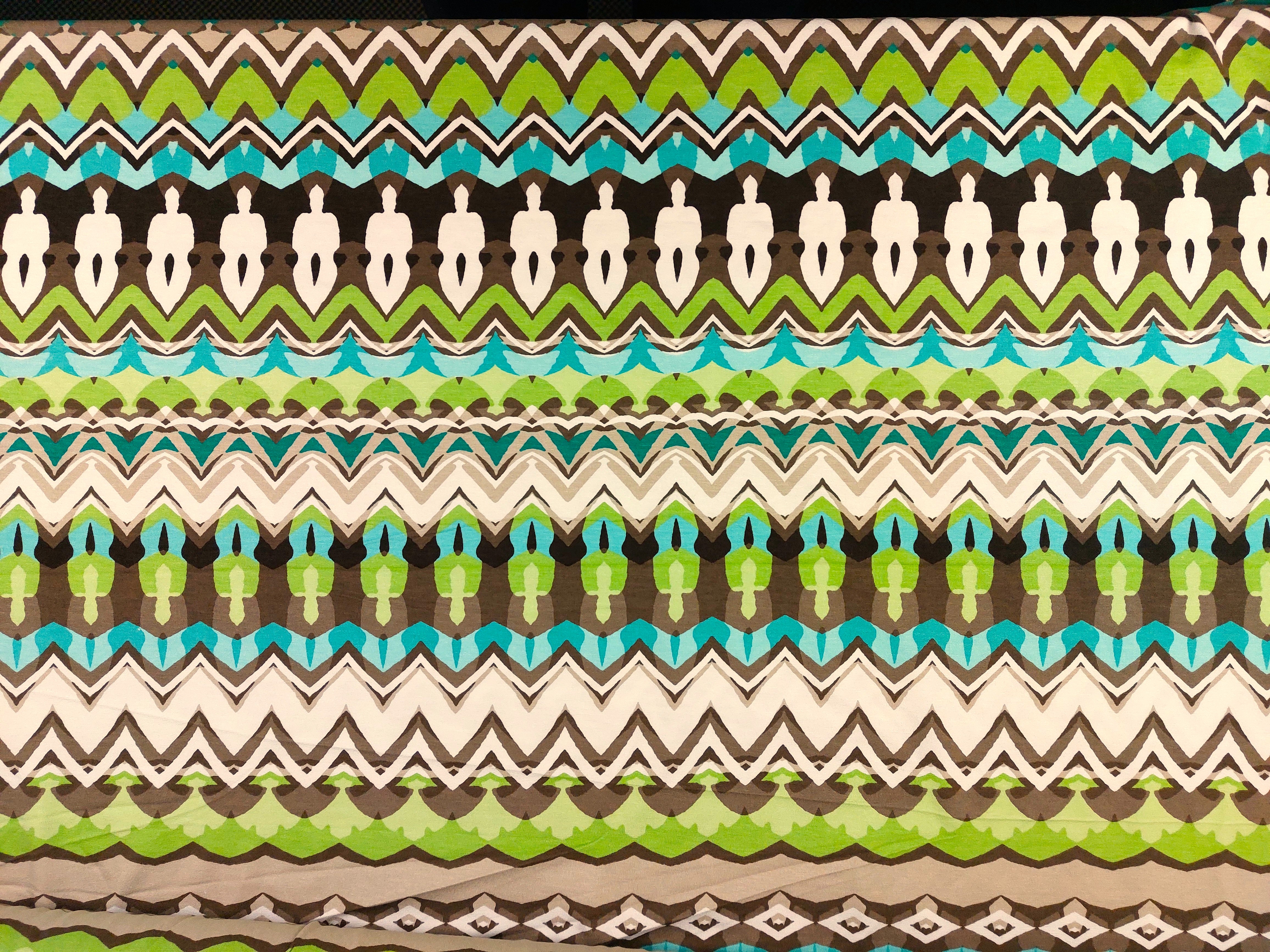 1 METER ! Jersey Viskose grün abstraktes Muster 1 METER ! Jersey Viskose grün abstraktes Muster