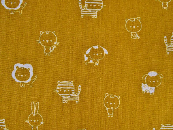 ve-08228-022-senf-weiss-Tierbabys-3