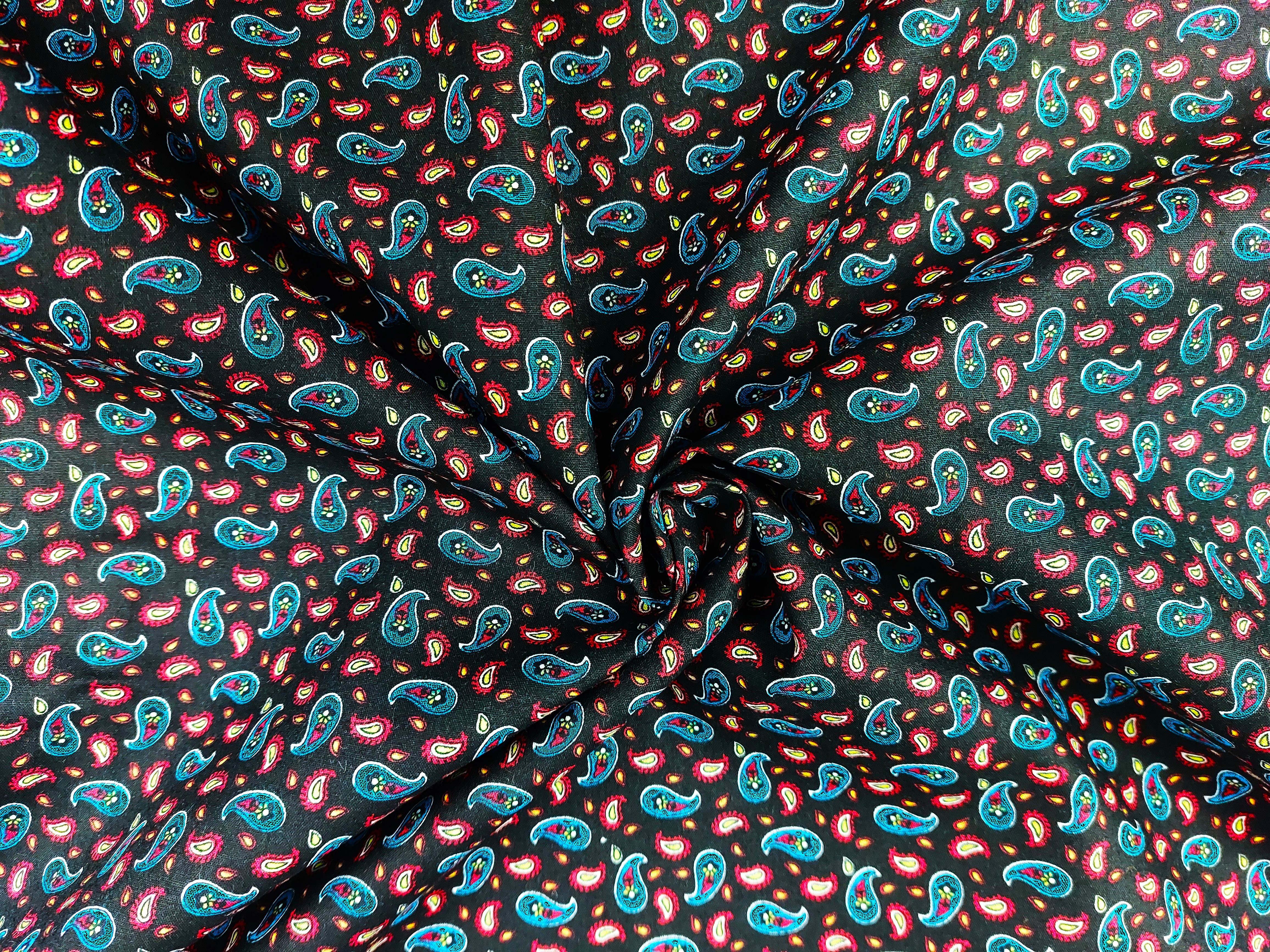 100 % Baumwolle Paisley, blau /royal 100 % Baumwolle Paisley, blau /royal