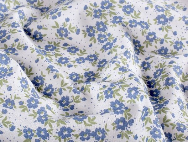 100 % Baumwolle , Millefleurs in bleu