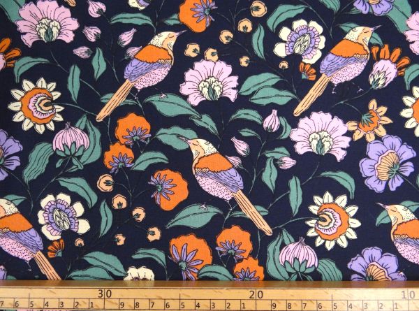 Abschnitt beschichtete Baumwolle, Vogel im Strauch