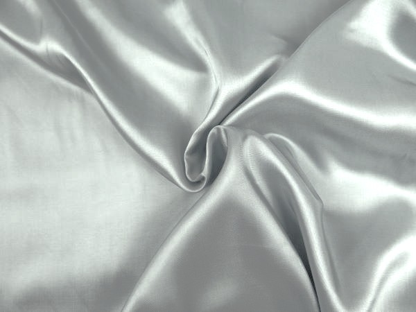 Futterstoff 100 % Viskose silber