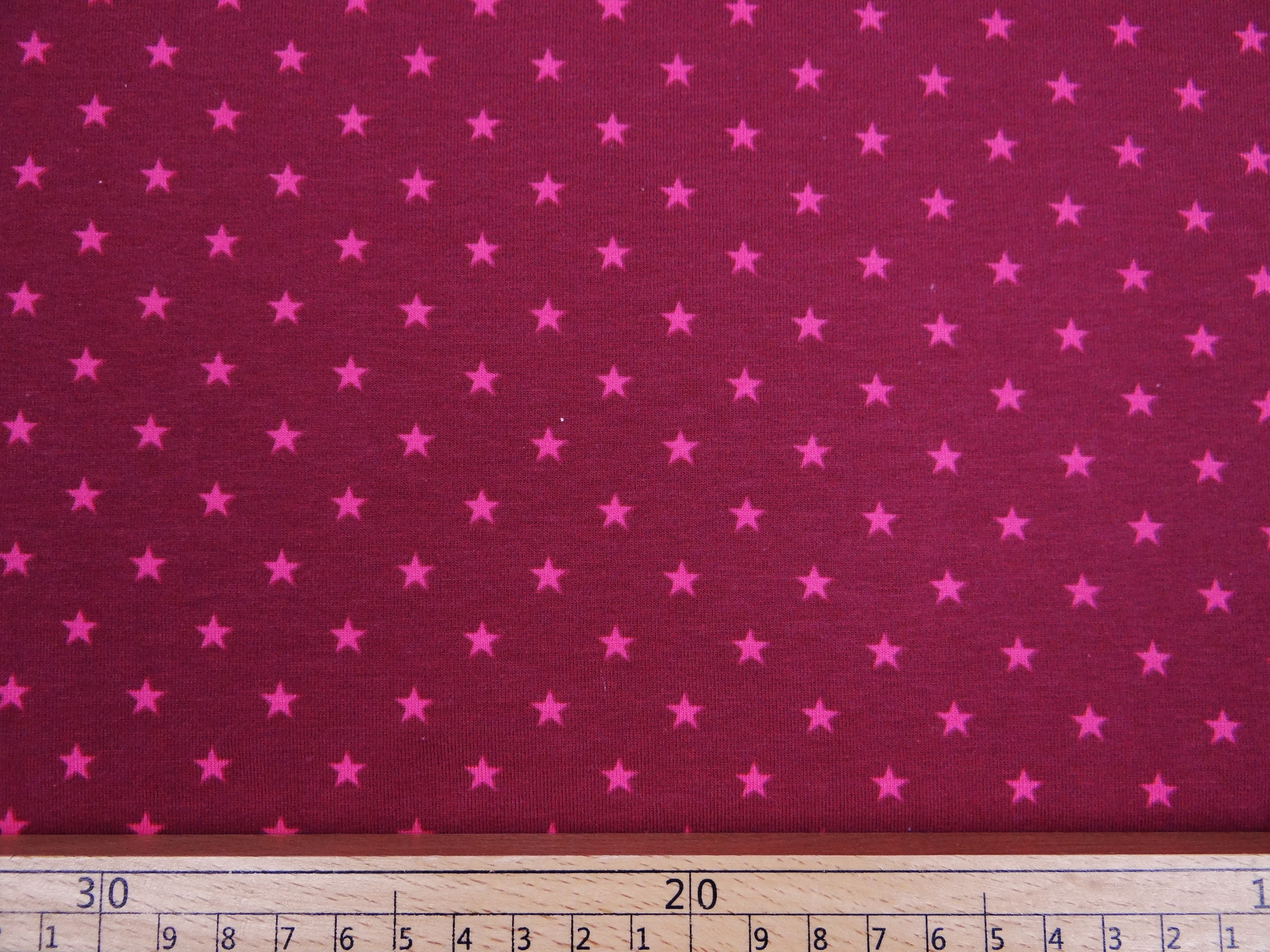 11802-019-weinrot-2 Jersey Sternchen, fuchsia