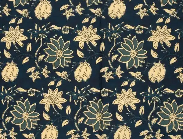  Bluse, Baumwolle- Voile, florales Muster, blau / beige