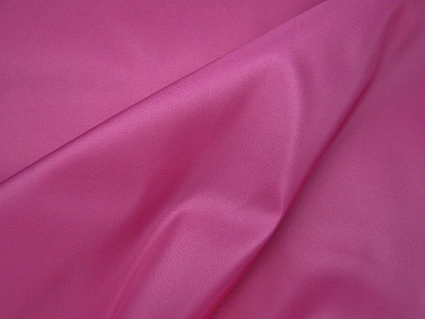 5-103-pink Futterstoff 100 % Viskose pink