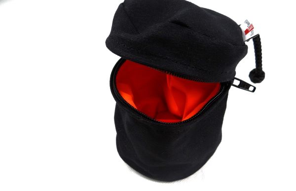 DSC06377 Futterbeutel mit Innenfutter schwarz Zylinder 920