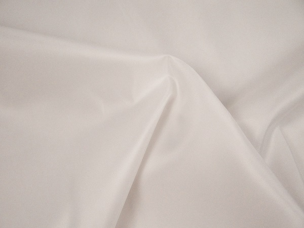 Futterstoff 100 % Polyester offwhite